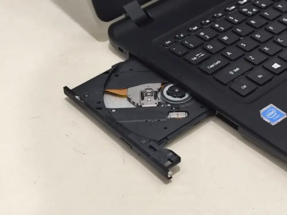 Type Laptop: ACER ASPIRE A314-33