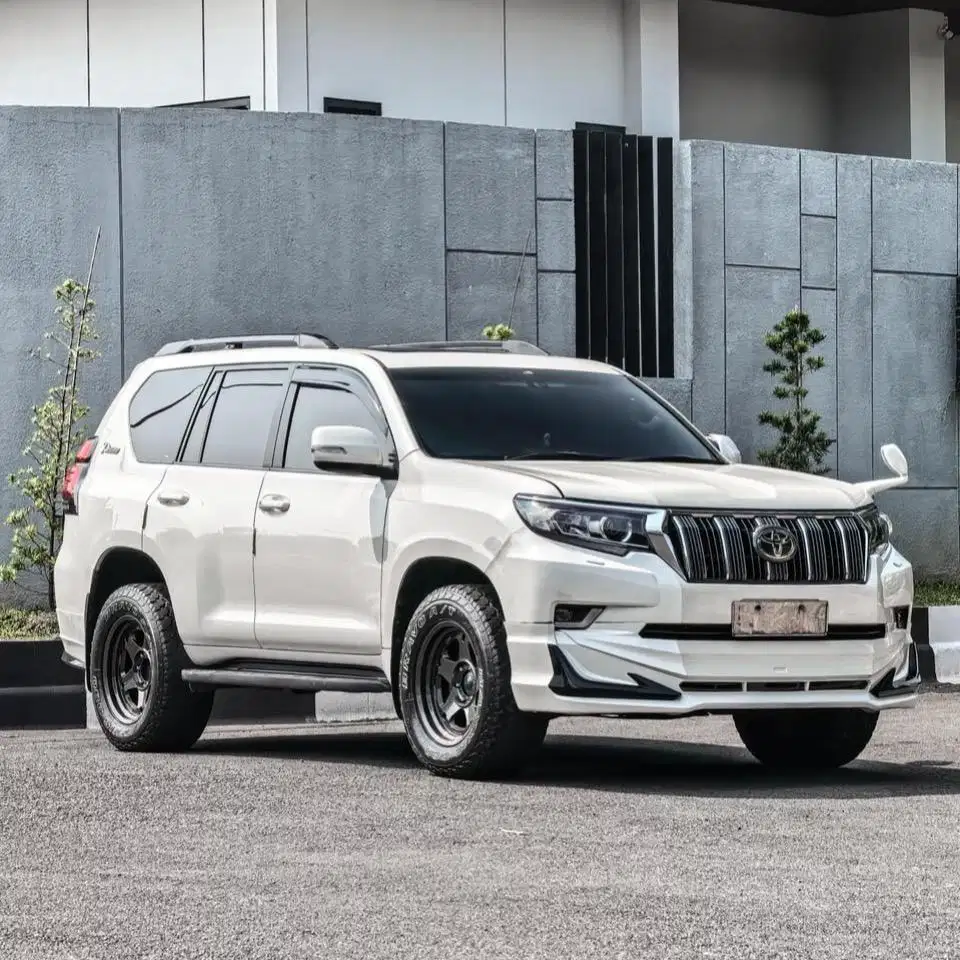 (CASH) Toyota Land Cruiser Prado 2014 (Upgrade Prado 2021)