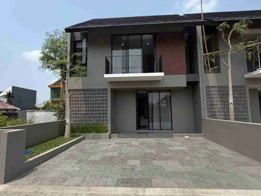 Rumah Mewah Di Timur Sleman, Dekat Pintu TOL Maguwo, Full Furnish