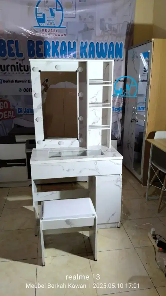 Ready!! Meja Rias siap antar