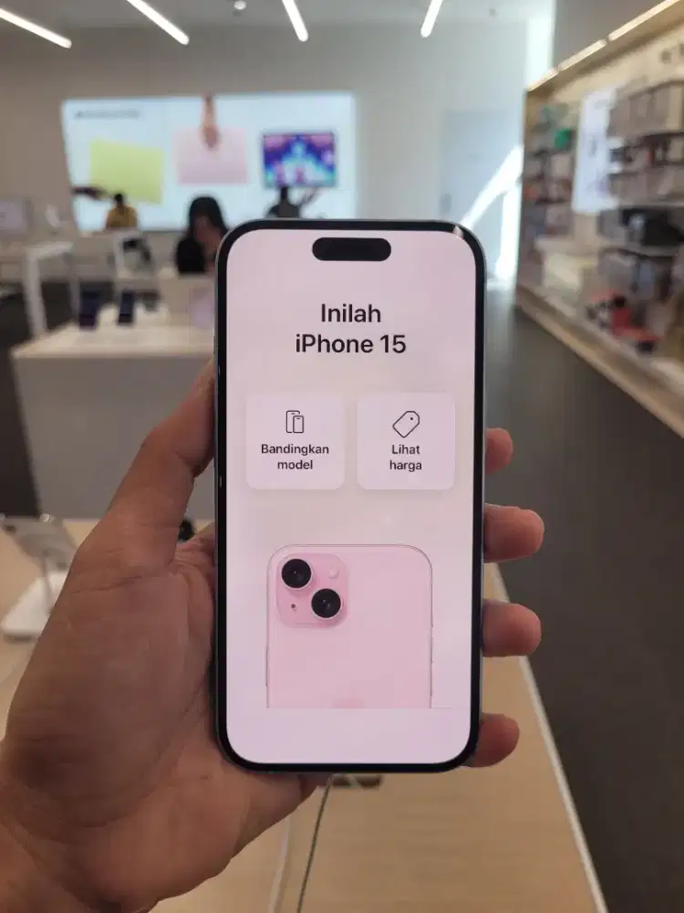 Promo iPhone 15 bisa kredit cicilan ringan tanpa DP