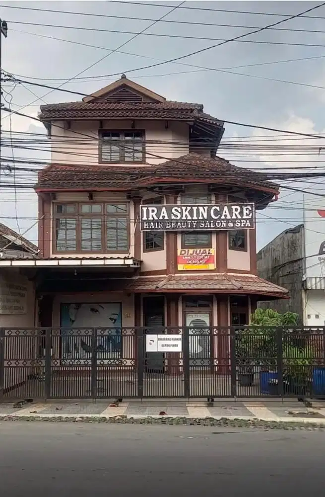 Dijual Rumah / Kantor Strategis 3 Lantai di Jl. Siliwangi, Sukabumi