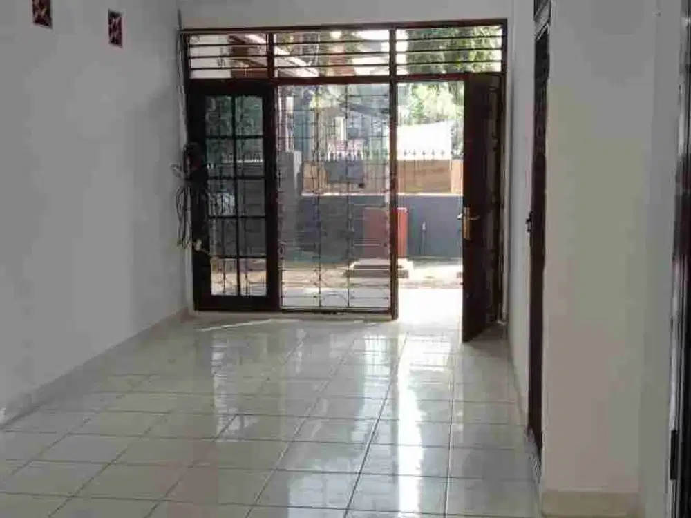 RUMAH SEWA DARMO HARAPAN DEKAT SEKOLAH & IMIGRASI