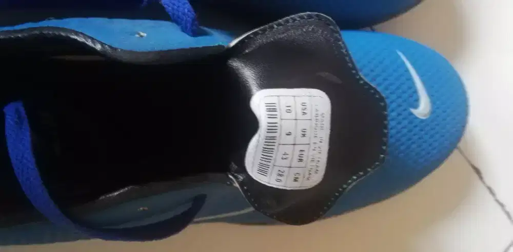 Sepatu futsal nike mercurial