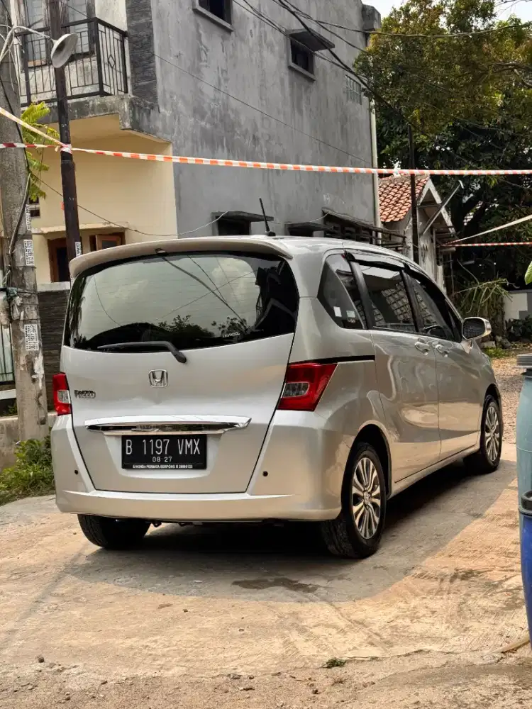 Honda Freed SD 2014 Double Blower