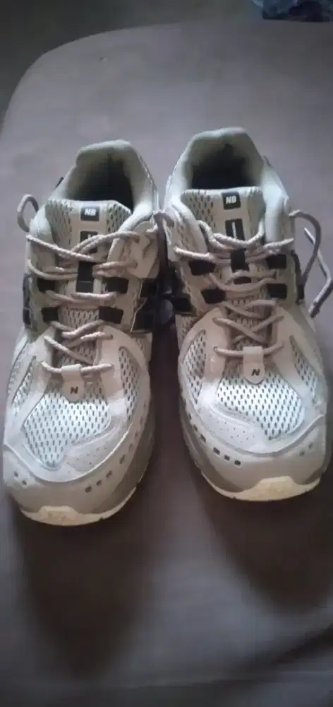 Jual Sepatu New balance 1906 Running Abu abu, Size 41,Produksi 4-2026