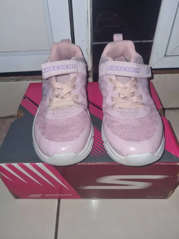 jual sepatu anak perempuan sketcher