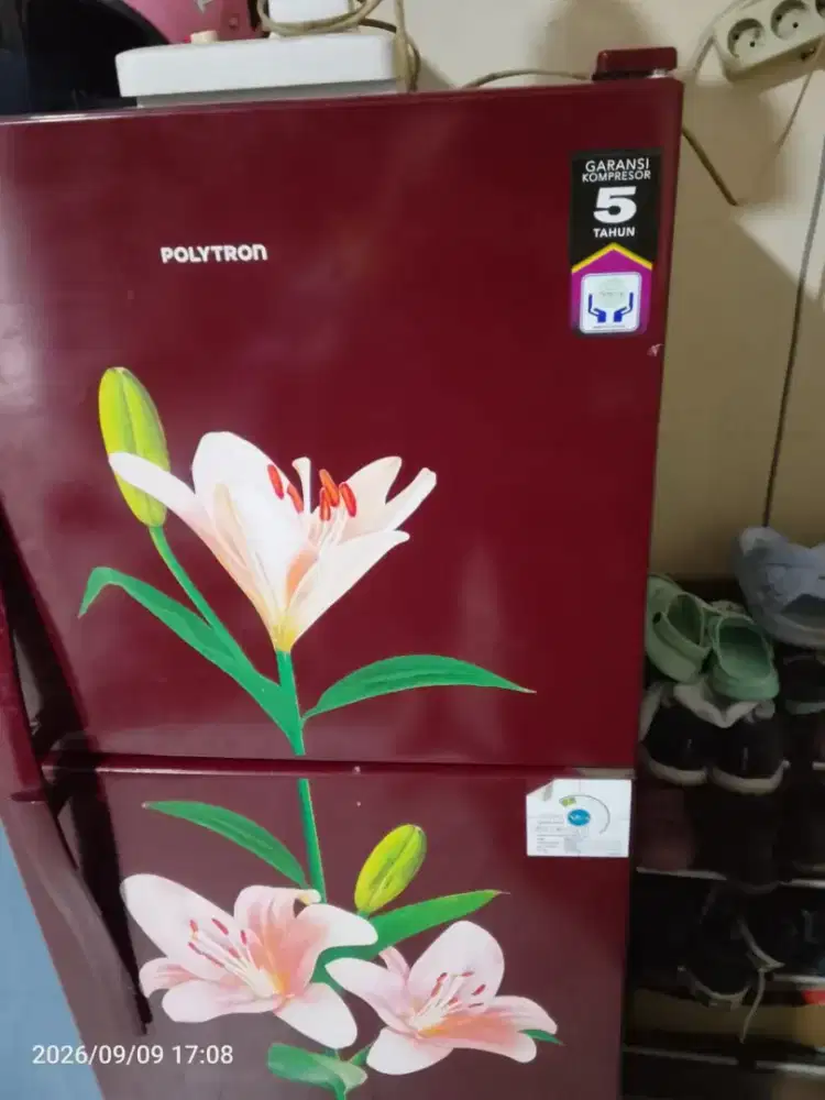 Jual kulkas 2 pintu Polytron