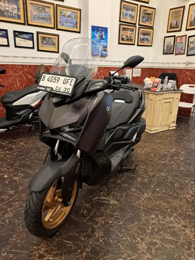 HUB.KIKI XMAX 250CC TECHMAX TH 2025 KM.200 PERAK BISA TUKARTAMBAH