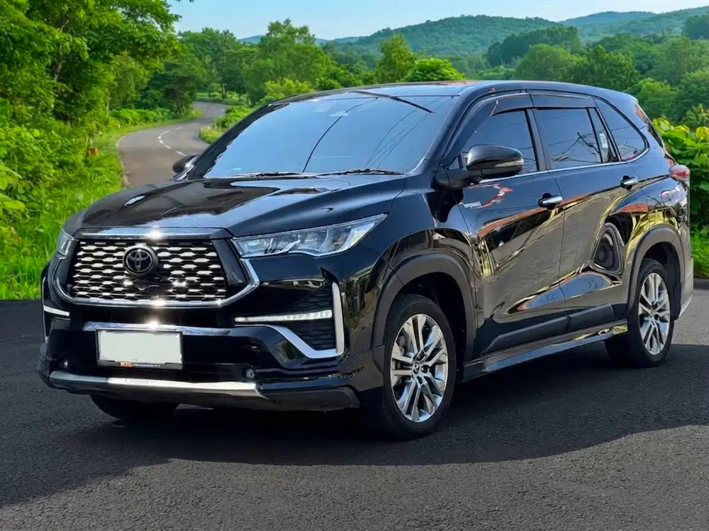 Toyota Innova Zenix Q Hybrid TSS RSE Modelista At 2024 km +/- 20.000