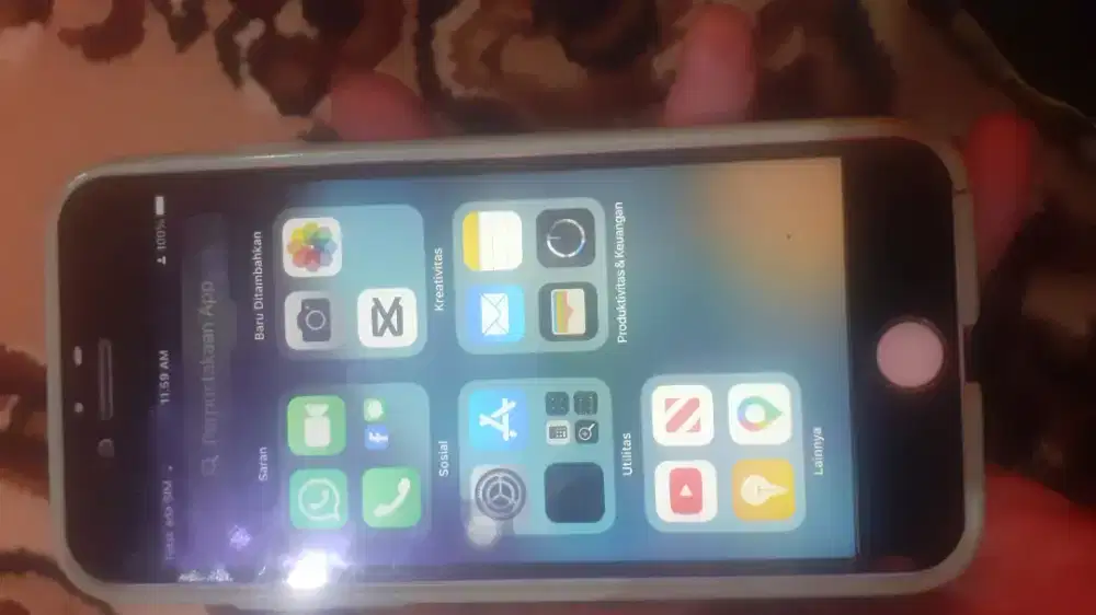 Iphone 8 64gb kondisi good
