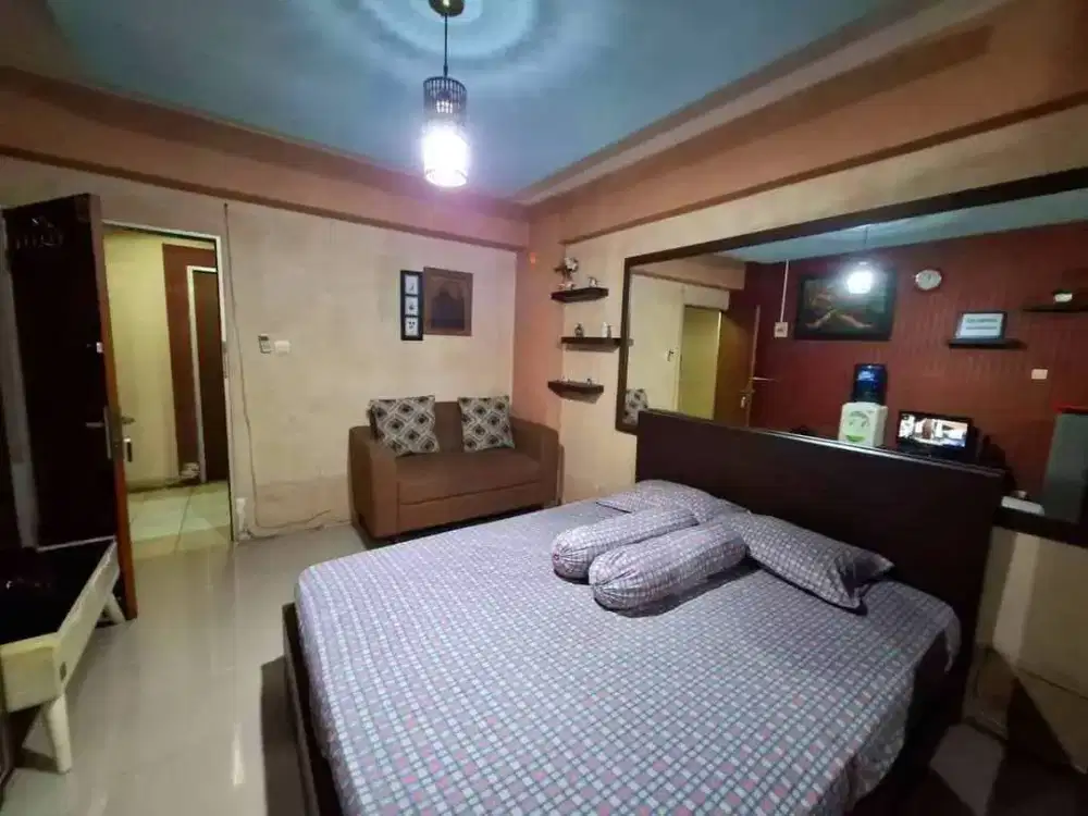 Apartemen transit harian Green pramuka city