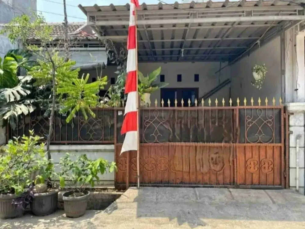 DIJUAL RUMAH MURAH 2 LANTAI LOKASI STRATEGOS