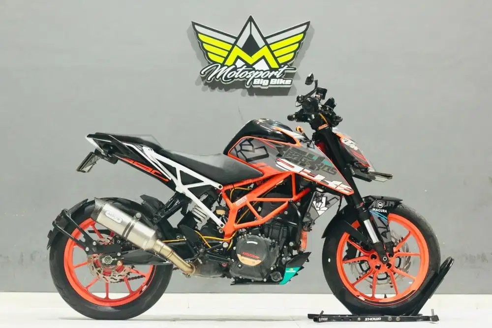 KTM Duke 390 ABS 2018 mulus W250 ninja 650 er6n Z250