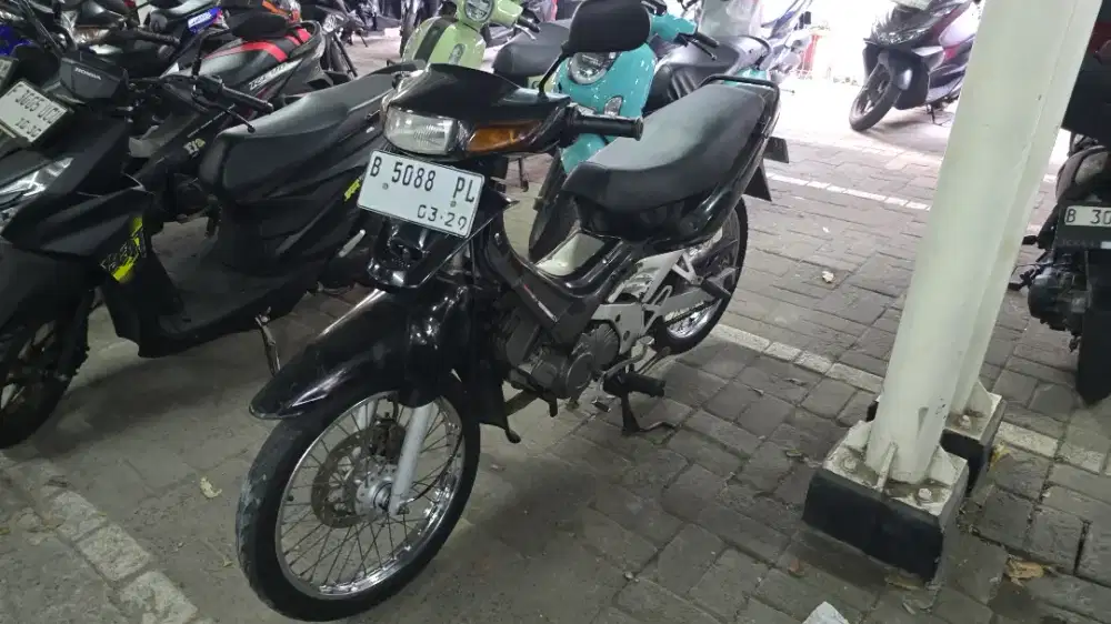 Suzuki satria R lumba