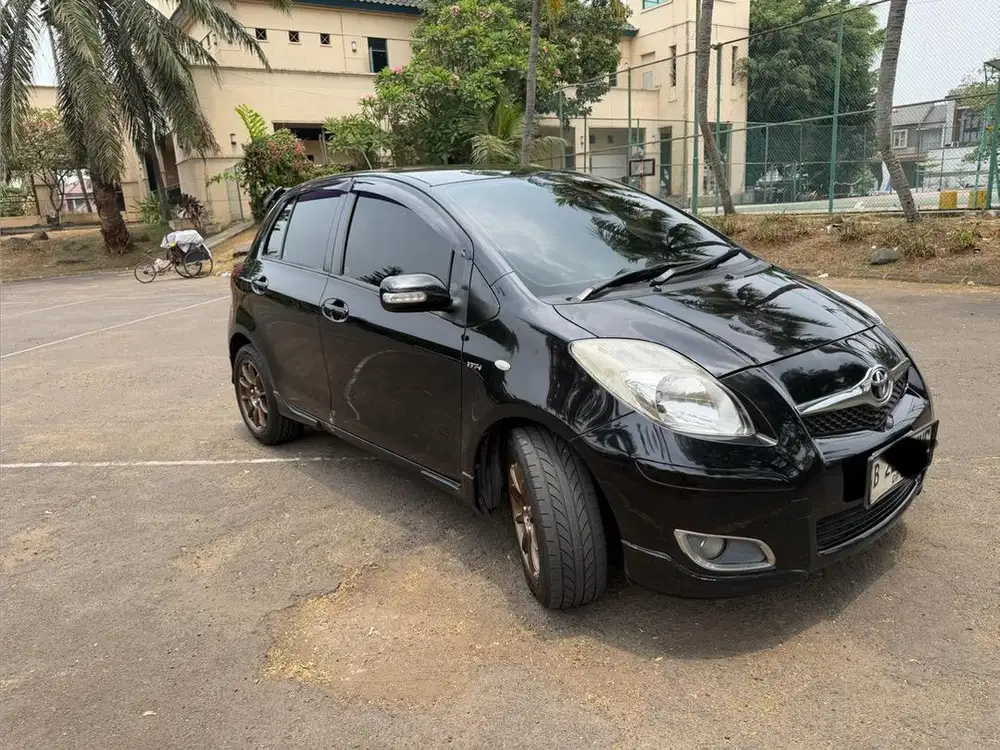 Toyota Yaris E 2010
