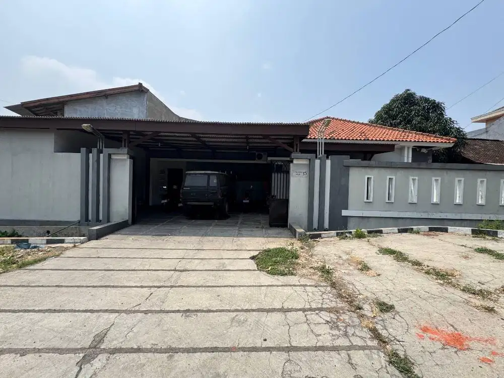 Rumah luas murah dekat tol krapyak di Manyaran