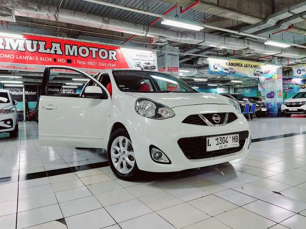 Nissan MARCH 1.5 XS AT 2014 DP Super Minim