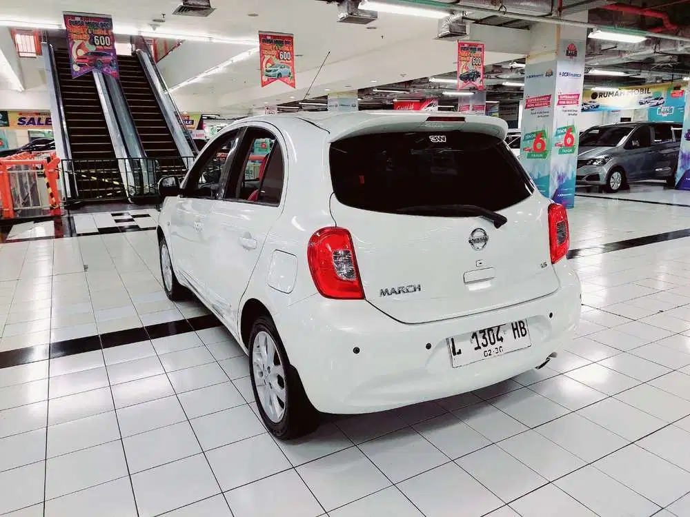 Nissan MARCH 1.5 XS AT 2014 DP Super Minim