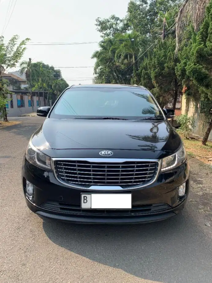 KIA GRAND SEDONA 3.3 BENSIN ULTIMATE AUTOMATIC 2018