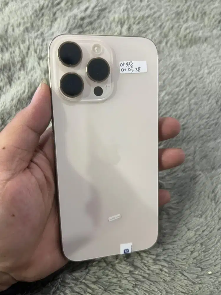 Iphone 16 pro max 256 gb ibox garansi on mulus