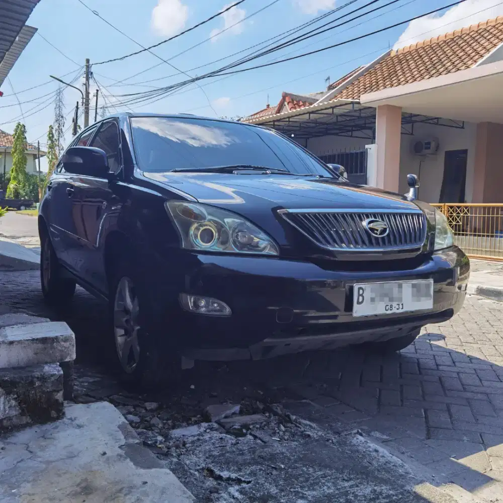 Harrier L premium hitam 240G