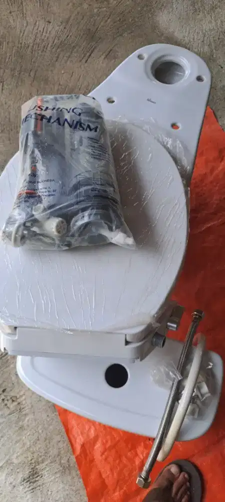 Dijual closet duduk wasser