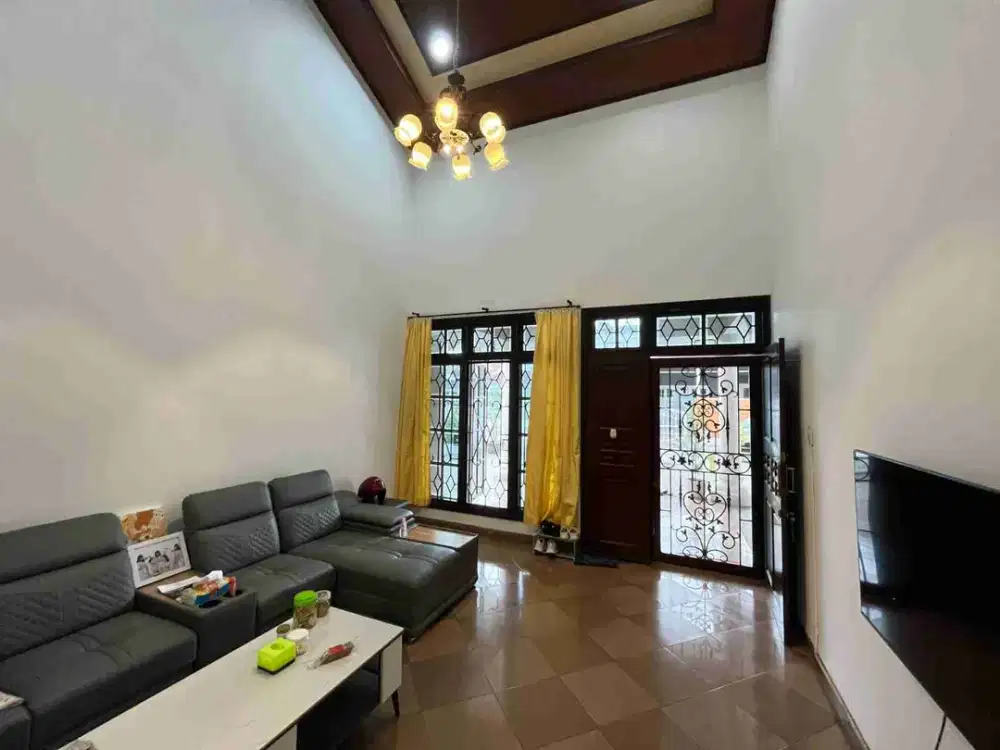 Dijual Villa Griya Riatur Indah Jl. Katalia