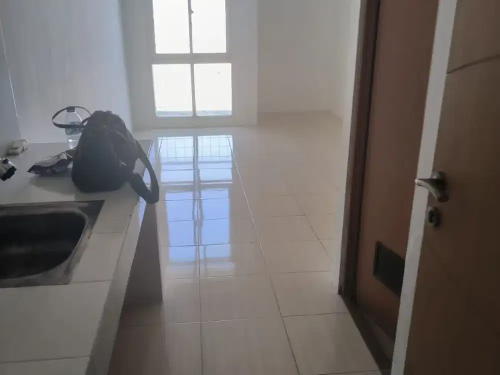 Dijual Apartement Bale Hinggil 2 unit studio dijadikan 1 ada Ac kosongan lokasi strategis murah