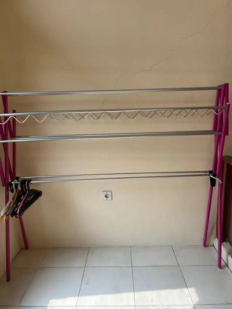 Jemuran lipat & hanger