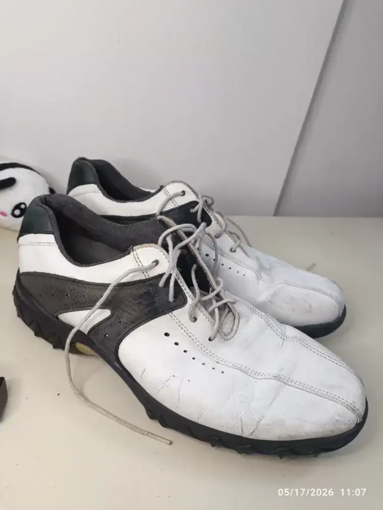 Sepatu golf footjoy contour