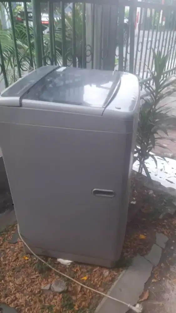 Dijual Mesin Cuci 1 Tabung LG Inverter
