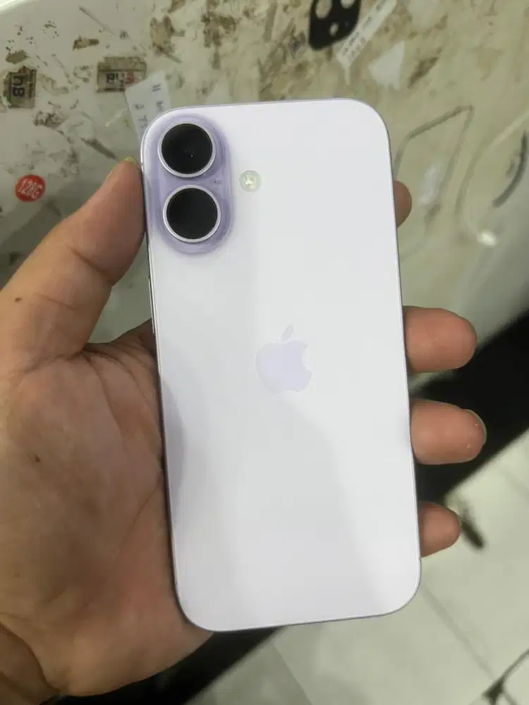 Iphone 17 256gb ibox fullset mulus garansi on