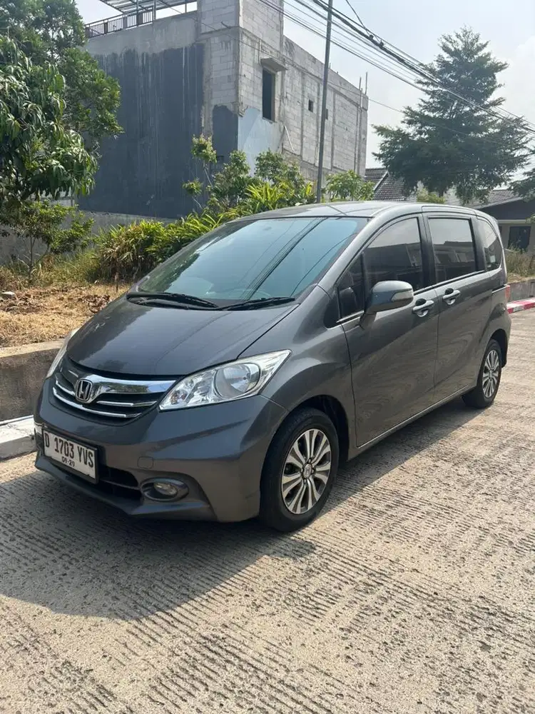 Honda Freed E PSD 2013