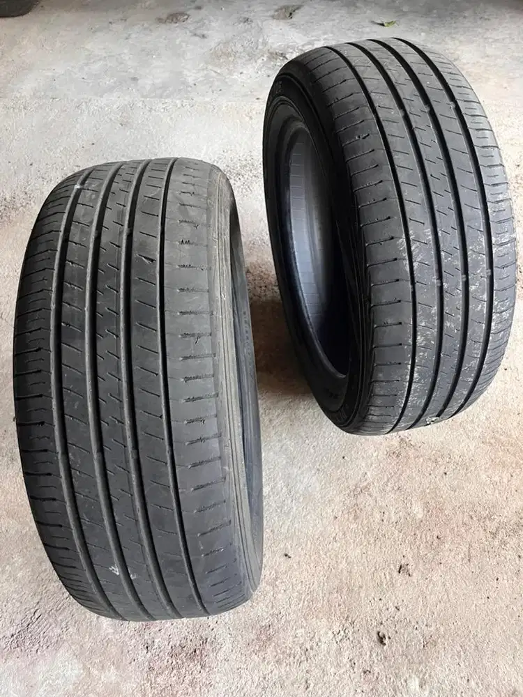 BAN 215/55/R17 MASIH TEBAL