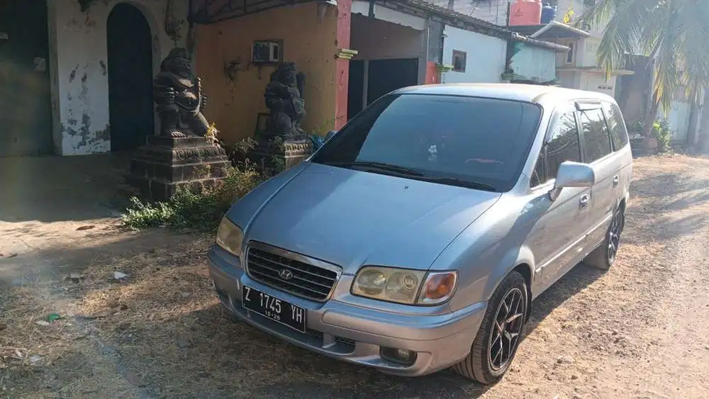 Hyundai Trajet 2001 Bensin
