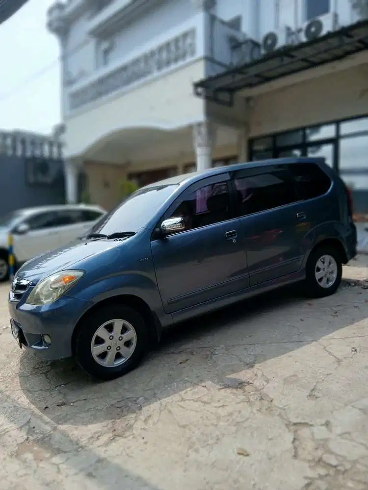 Toyota Avanza G matic 2010