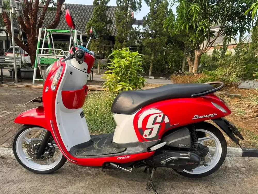 Dijual Honda Scoopy 2015