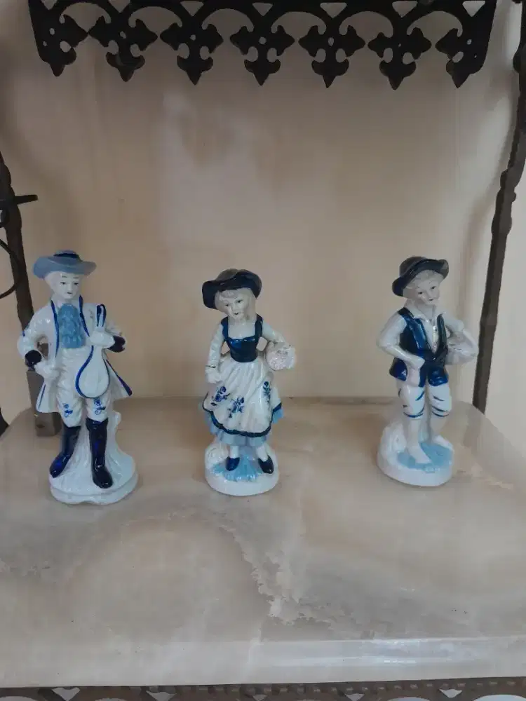 3 Buah Patung Eropa - Porcelin Figure