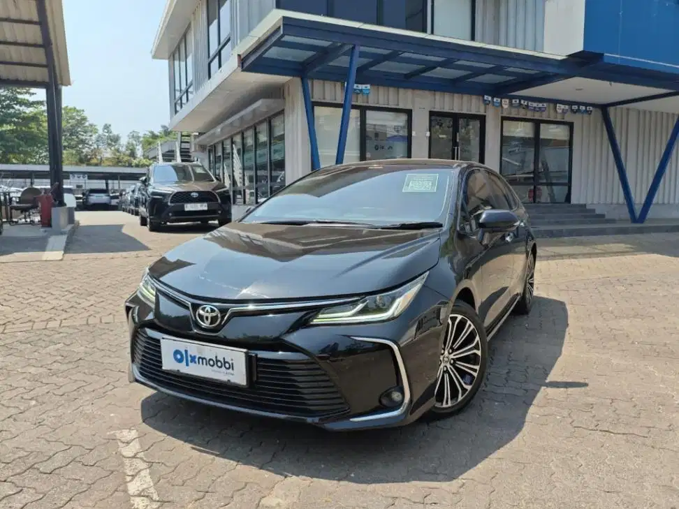 Pajak Panjang - Toyota Corolla Altis 1.8 V Bensin-AT 2021
