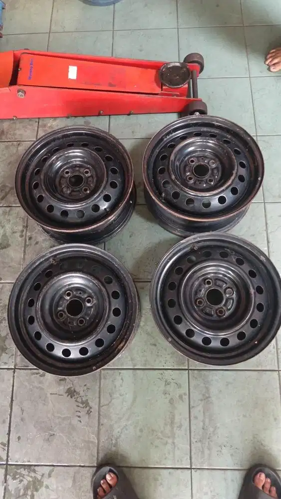 4pc Velg Kaleng Toyota ist ring 15 pcd 4x100