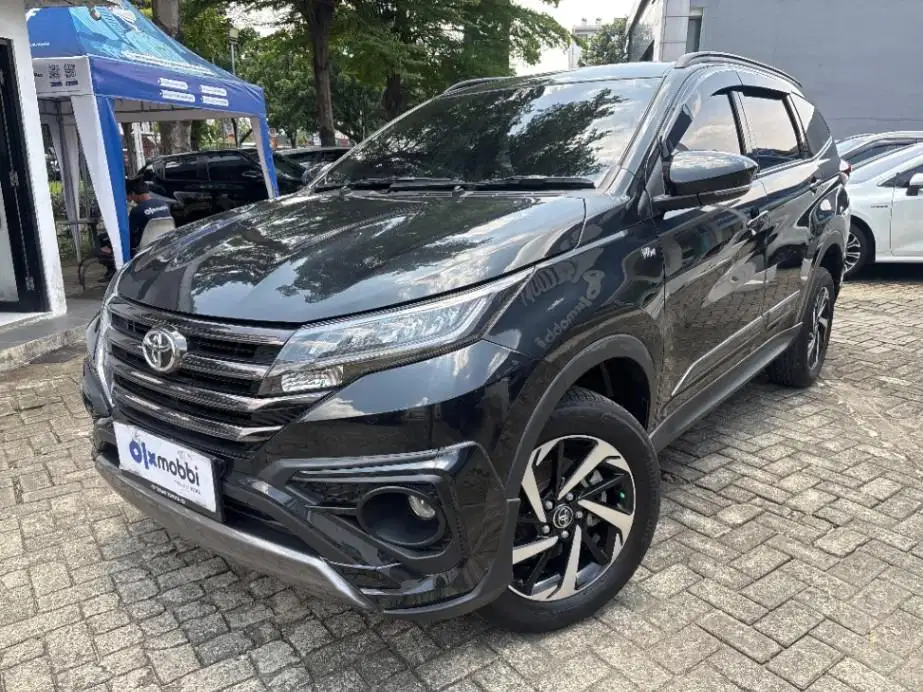 DP MURAH Toyota Rush 1.5 S GR Sport Bensin-AT 2022 Hitam CUBLD