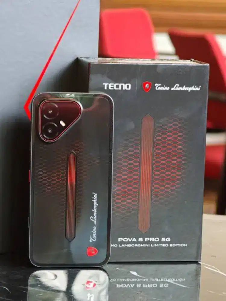 POVA 8 PRO 5G LAMBORGHINI Edition