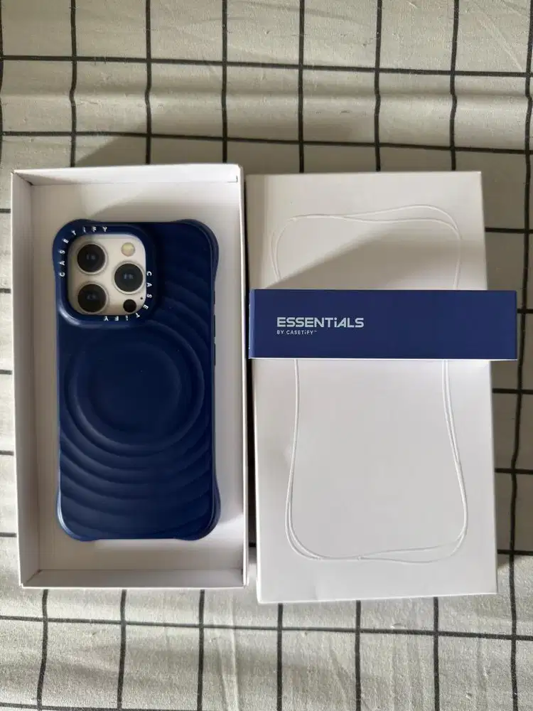 Casetify 16 Pro Case