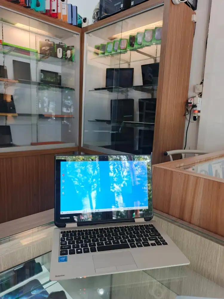 Yoga Premium Layar Sentuh Murah Cuci Gudang