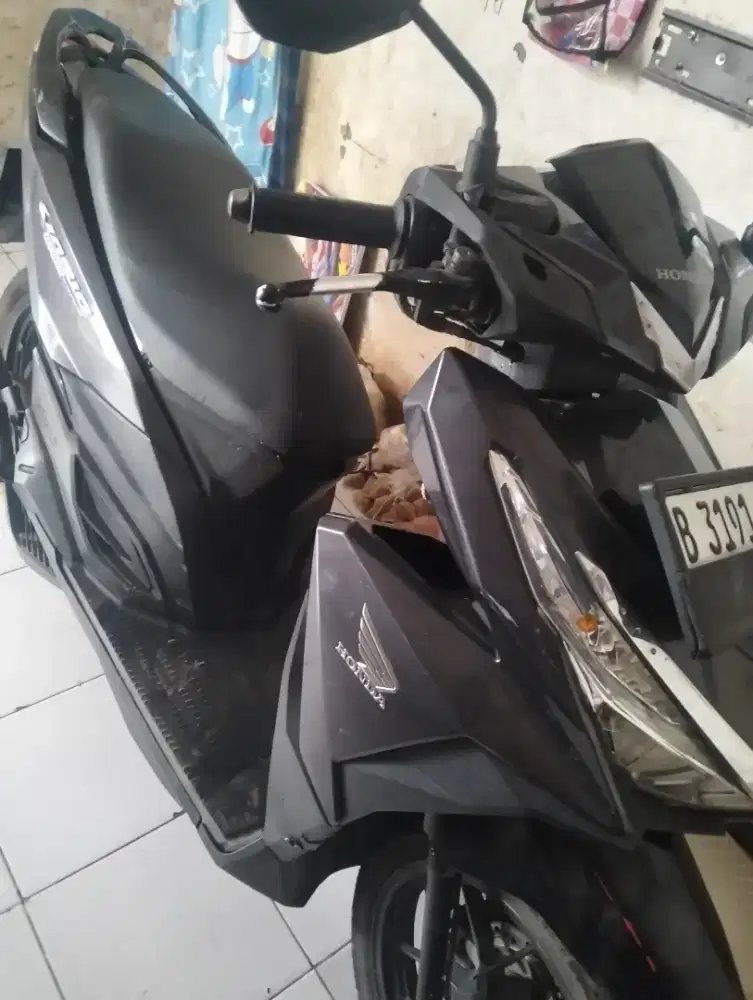 Vario 150cc CBS is