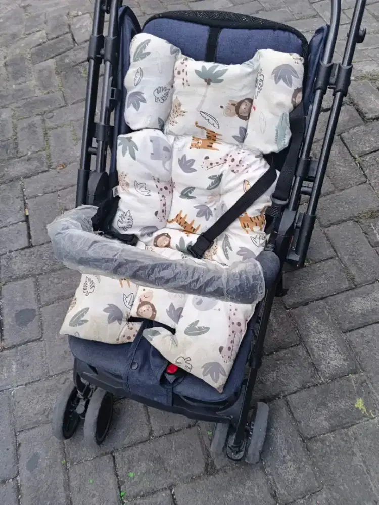 Stroller PLIKO BS 389 RH