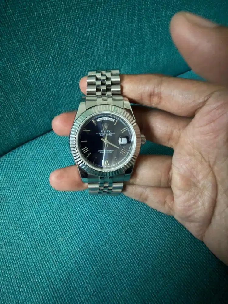 Jam tangan pria