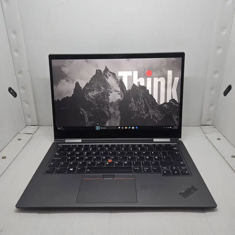 LAPTOP PREMIUM SLIM  RINGAN LENOVO THINKPAD X1 YOGA I5 GEN 10 8/256 SS