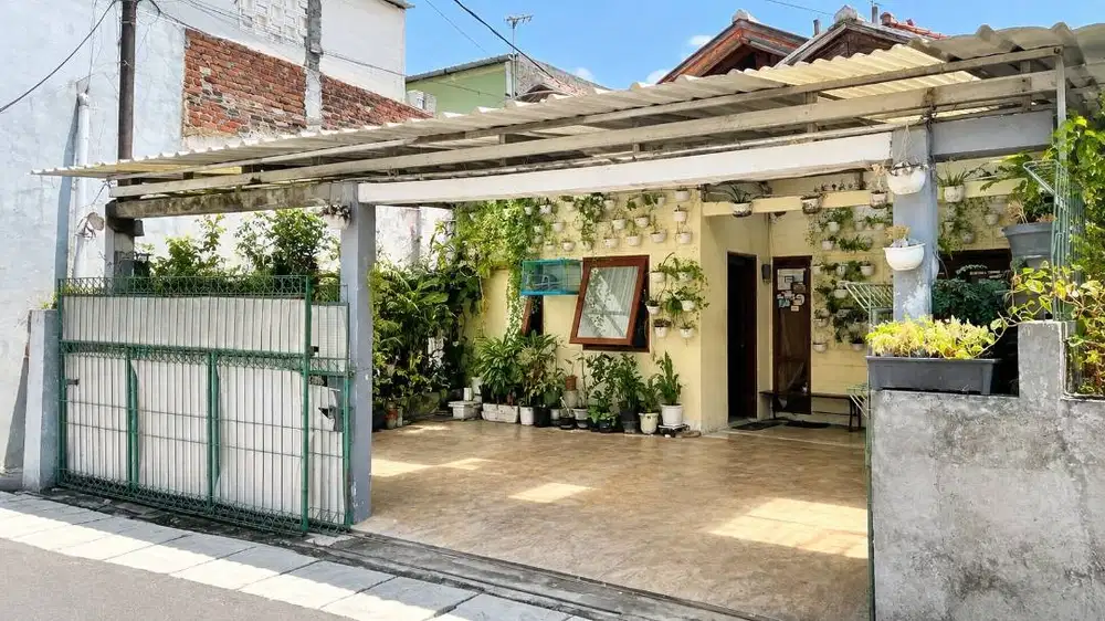 TURUN HARGA, JUAL CEPAT! — 2 RUMAH STRATEGIS DI KOTA BANDUNG, SAYAP
